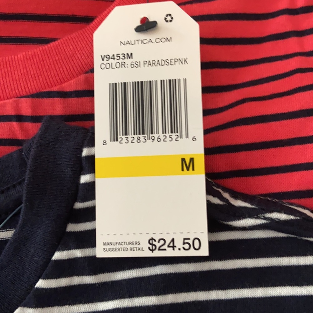 Pair of Nautica Tee Shirts - Picture 5 of 7